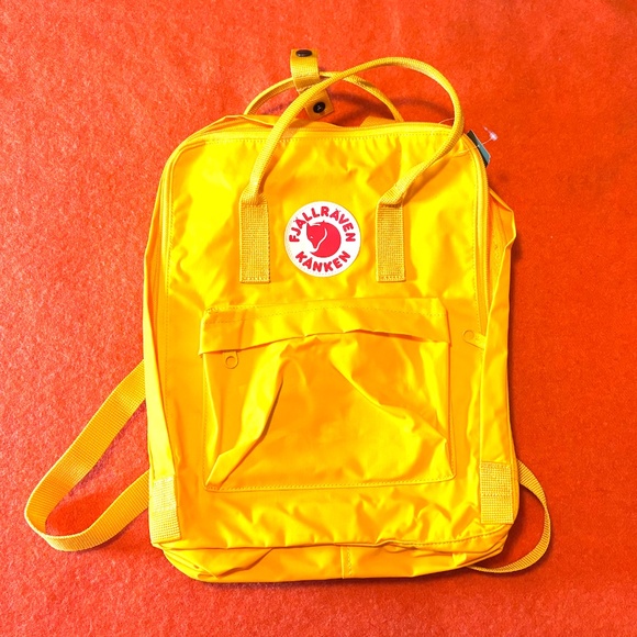 Fjällräven bright yellow Kanken unisex backpack NWT - Picture 3 of 7